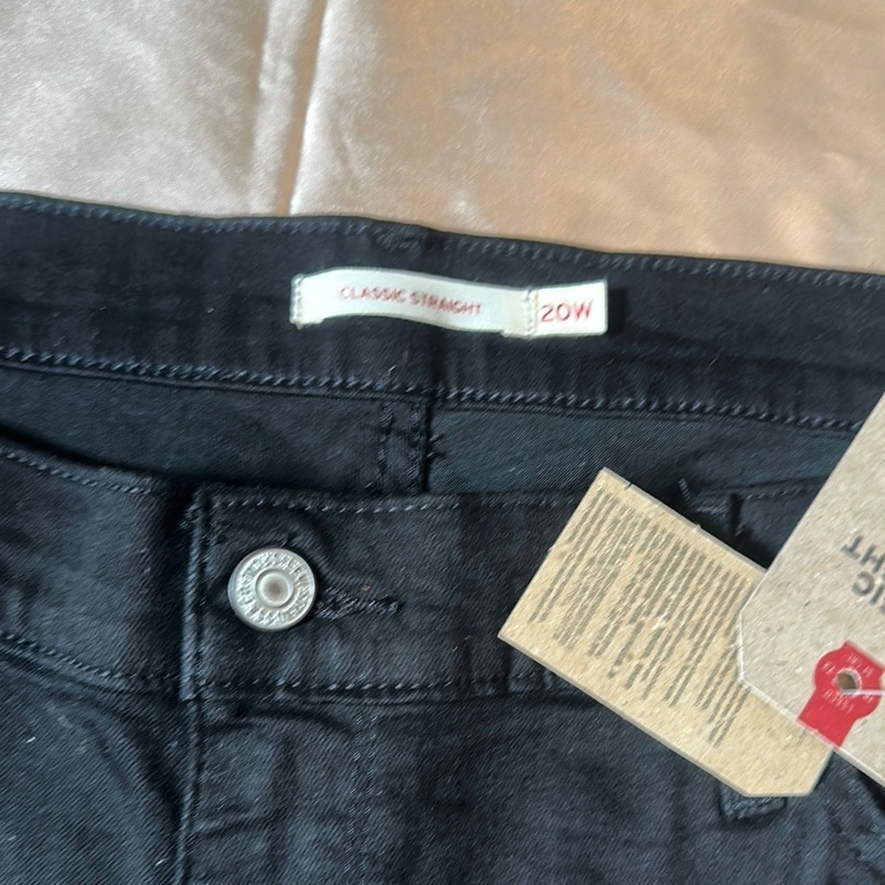 Levi's Black Straight Pants - Picture 4 of 13